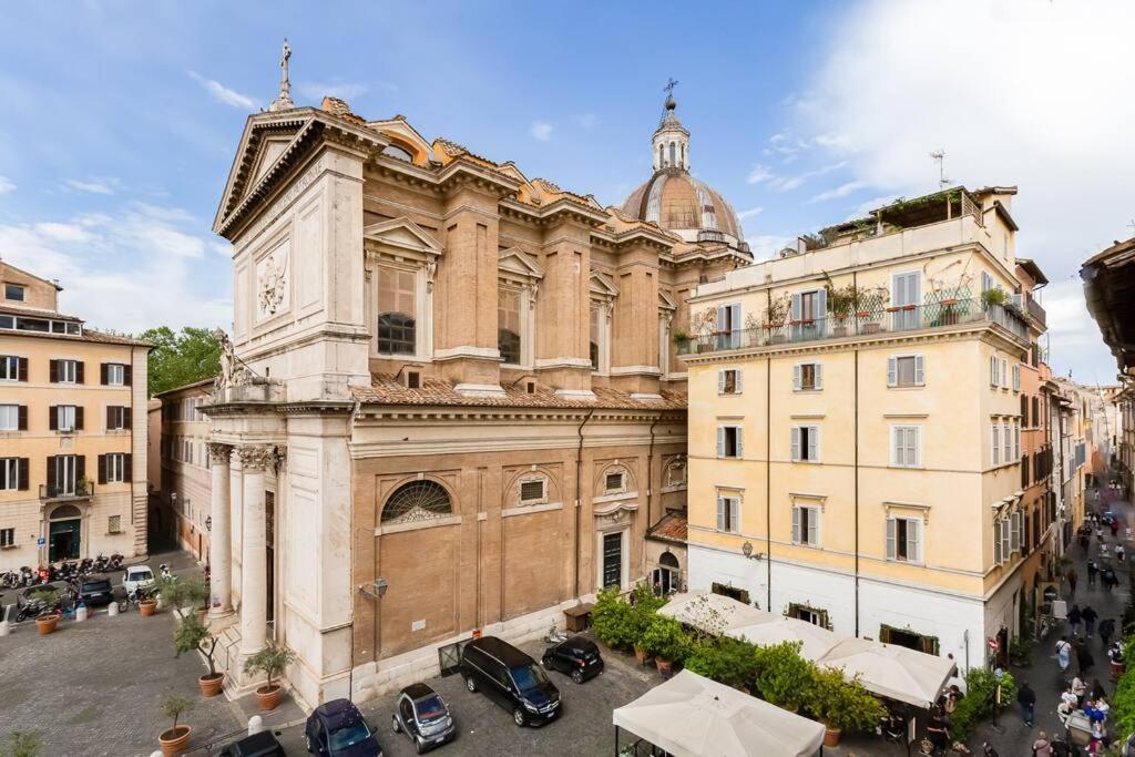 Luminous Few Steps From Piazza Navona Roma